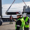 Imagen de Ya descargan casi 3.500 caños para el proyecto de GNL de Southern Energy tras ampliar la capacidad del puerto de San Antonio Este
