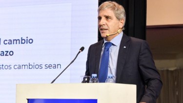 Una licitación de deuda por más de $12,6 billones desafía al Gobierno con un dólar mayorista en aumento