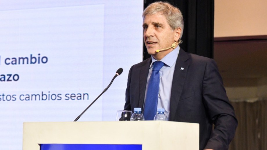 Luis Caputo, ministro de Economía. Foto: Gentileza Presidencia. 