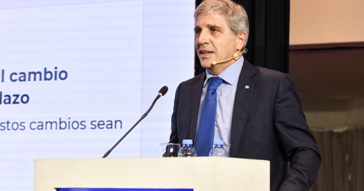 El Gobierno enfrenta una licitación de deuda en medio del aumento del dólar mayorista