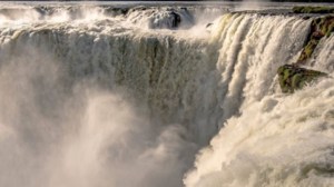 Cierran por más de un mes el acceso a la Garganta del Diablo por crecidas extraordinarias del Iguazú vinculadas a El Niño