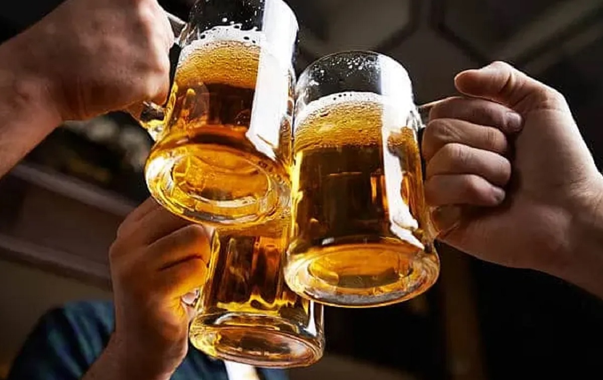 Día Internacional de la Cerveza: historia y consejos para servirla
