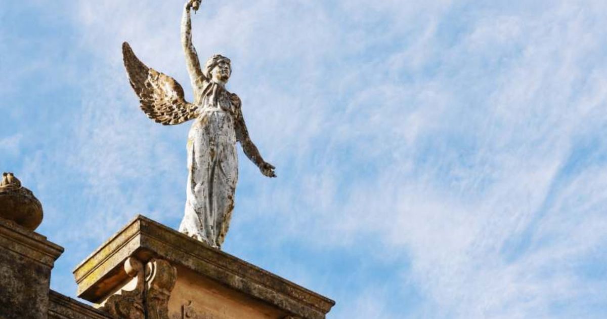 Córdoba lanza un circuito turístico que recorre sus cementerios históricos