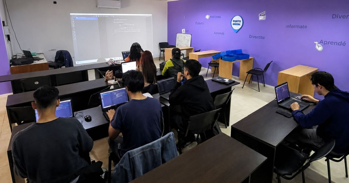Viedma abre inscripciones para cursos gratuitos en tecnología y digitalización