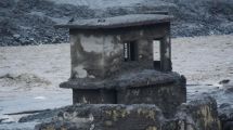 Imagen de Son más de 353 los muertos por las inundaciones en Nepal: reportan al menos 1300 desaparecidos por la riada en la frontera con China