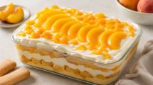 Imagen de Cómo hacer postre de vainillas, crema y duraznos: fácil, fresco y sin horno