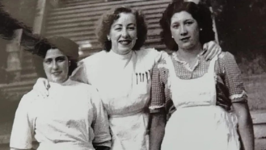 Dolores Bozada.