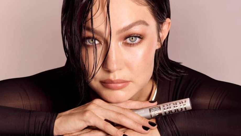 La mascara está inspirada en Gigi Hadid. 