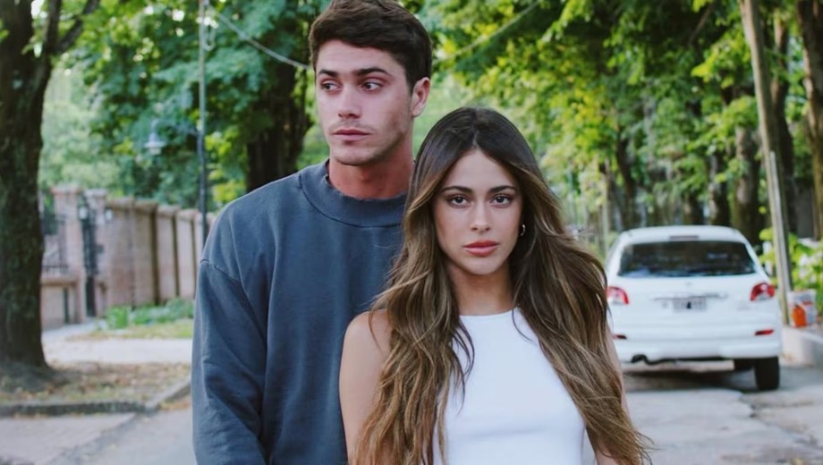 Fran Stoessel habría usado dinero de la artista para sus emprendimientos. 