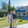 Imagen de Así es la increíble casa de Moria Casán en Parque Leloir: 300 m², animal print, neón y una impactante pileta