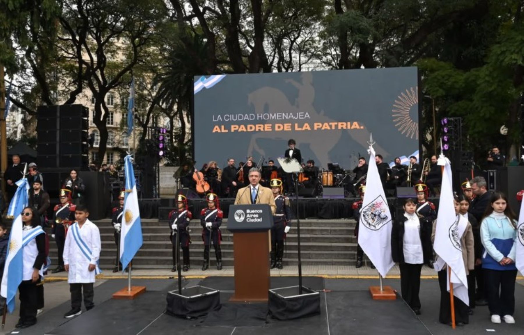 Jorge Macri reafirma compromiso con el orden en homenaje a San Martín