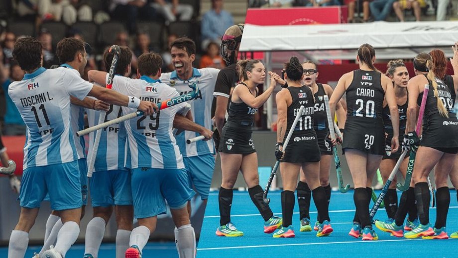 Los seleccionados argentinos de hockey son grandes protagonistas del Mundial que se disputa en simultaneo en ambas ramas.