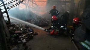 Ucrania denunció un «ataque a la cultura» por un bombardeo ruso que destruyó ocho millones de libros