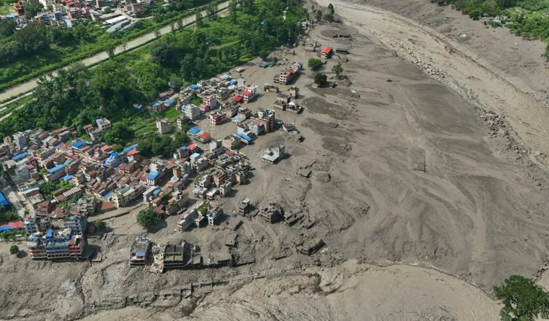 Nepal: Inundaciones dejan al menos 95 muertos y numerosas personas desaparecidas