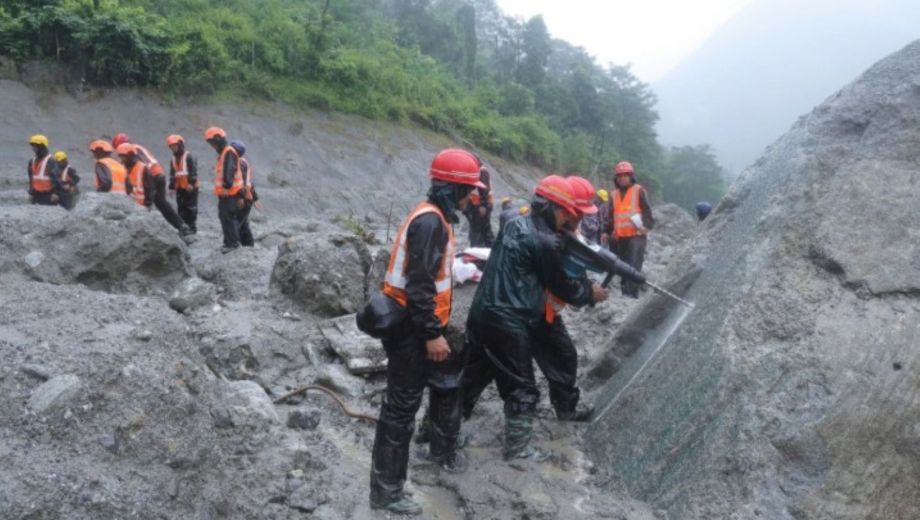 Se conocen nuevos balances de la riada que desvastó Nepal. Foto: AP