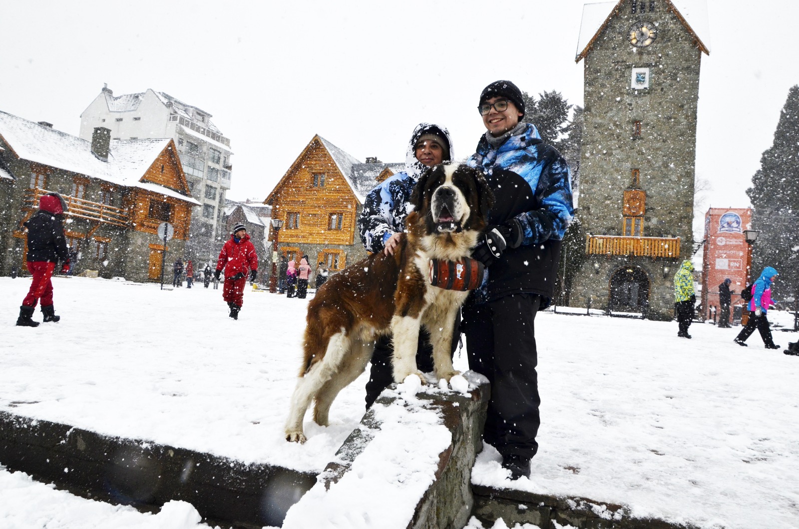 Bariloche recibe una gran afluencia de turistas en la histórica Fiesta Nacional de la Nieve