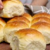 Imagen de Cómo hacer un esponjoso pan de papa en pocos minutos