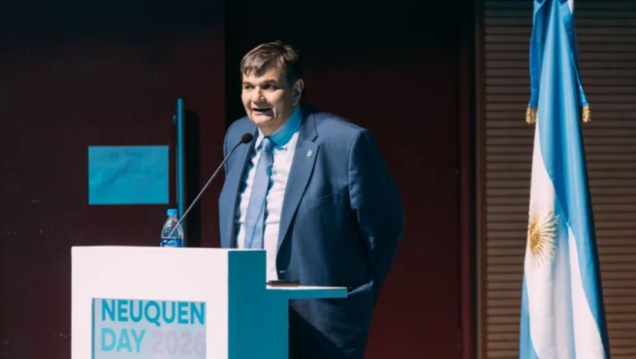 El ministro de Economía, Producción e Industria, Guillermo Koenig, habló de las proyecciones para los parques industriales. Foto: Gentileza Neuquén informa. 