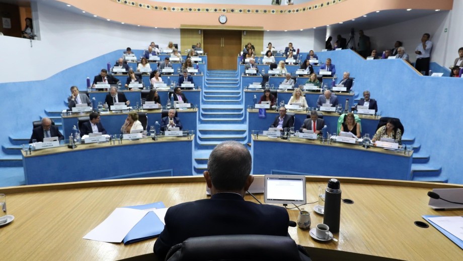 El presidente de la Legislatura, Pedro Pesatti, convocó a sesión para el próximo jueves 3 de septiembre. Foto: Marcelo Ochoa.