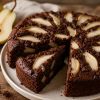 Imagen de Torta de pera y chocolate: una receta húmeda, fácil y perfecta para la merienda