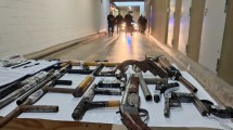 Imagen de Video | Destruirán 800 armas de fuego, tumberas y municiones que fueron secuestradas en Neuquén