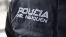 Imagen de Imputaron a cuatro policías de Neuquén por golpear a dos jóvenes a la salida de un boliche en Centenario