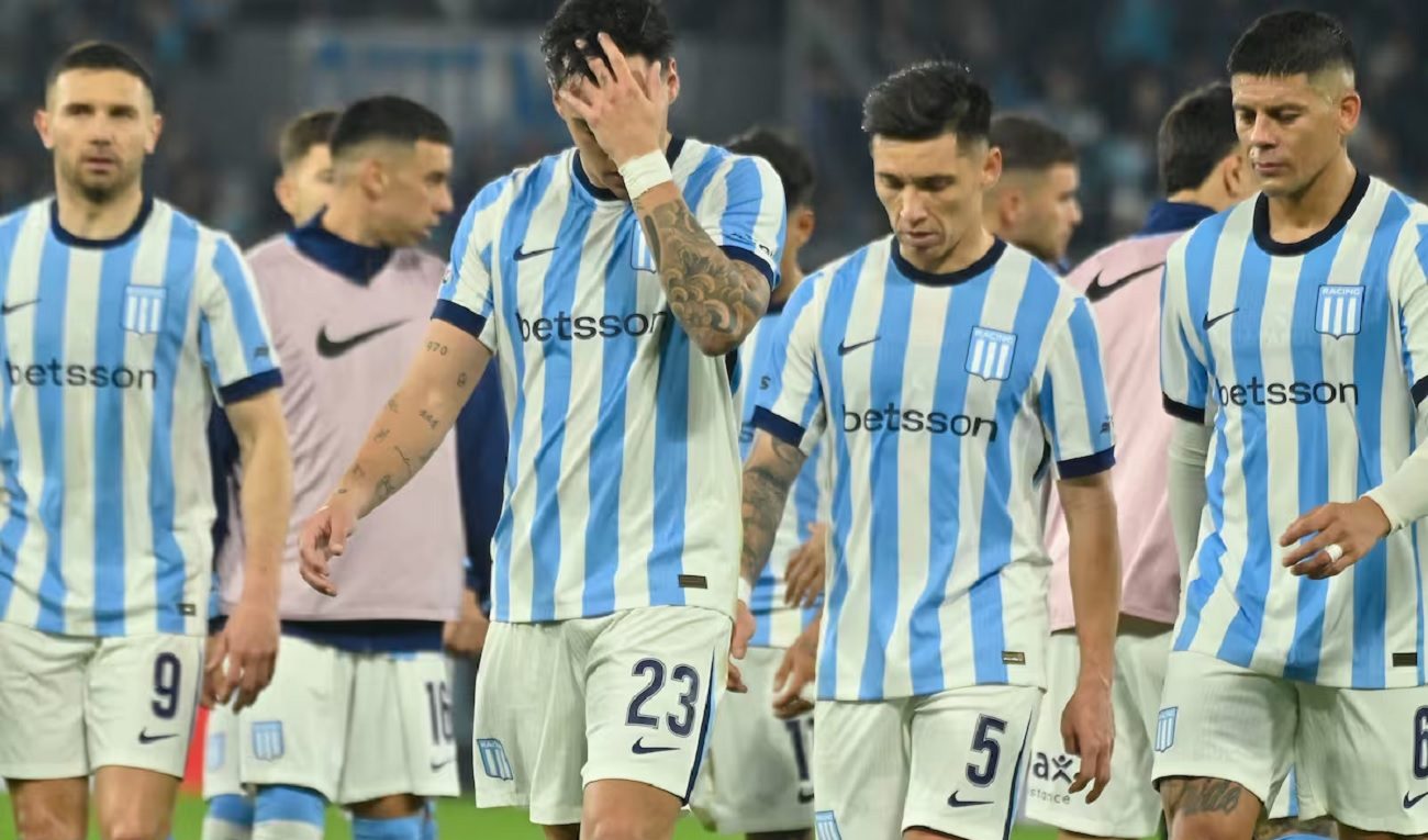Crisis en Racing: la barra se reunió con los jugadores antes del partido con Banfield