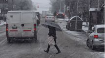 Imagen de Alerta naranja por nieve y amarilla por lluvia en Neuquén este miércoles 5: cuál rige también en Río Negro