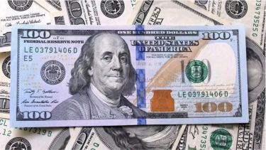 El dólar oficial abrió la semana en alza, superó la barrera de los $1.500 y alcanzó un nuevo récord nominal