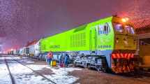 Imagen de Bariloche recibió 600 toneladas de sal del gobierno de Río Negro para combatir el hielo