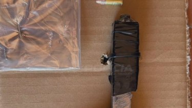 Detienen a cuatro adolescentes y les secuestran una tumbera en allanamientos en Neuquén