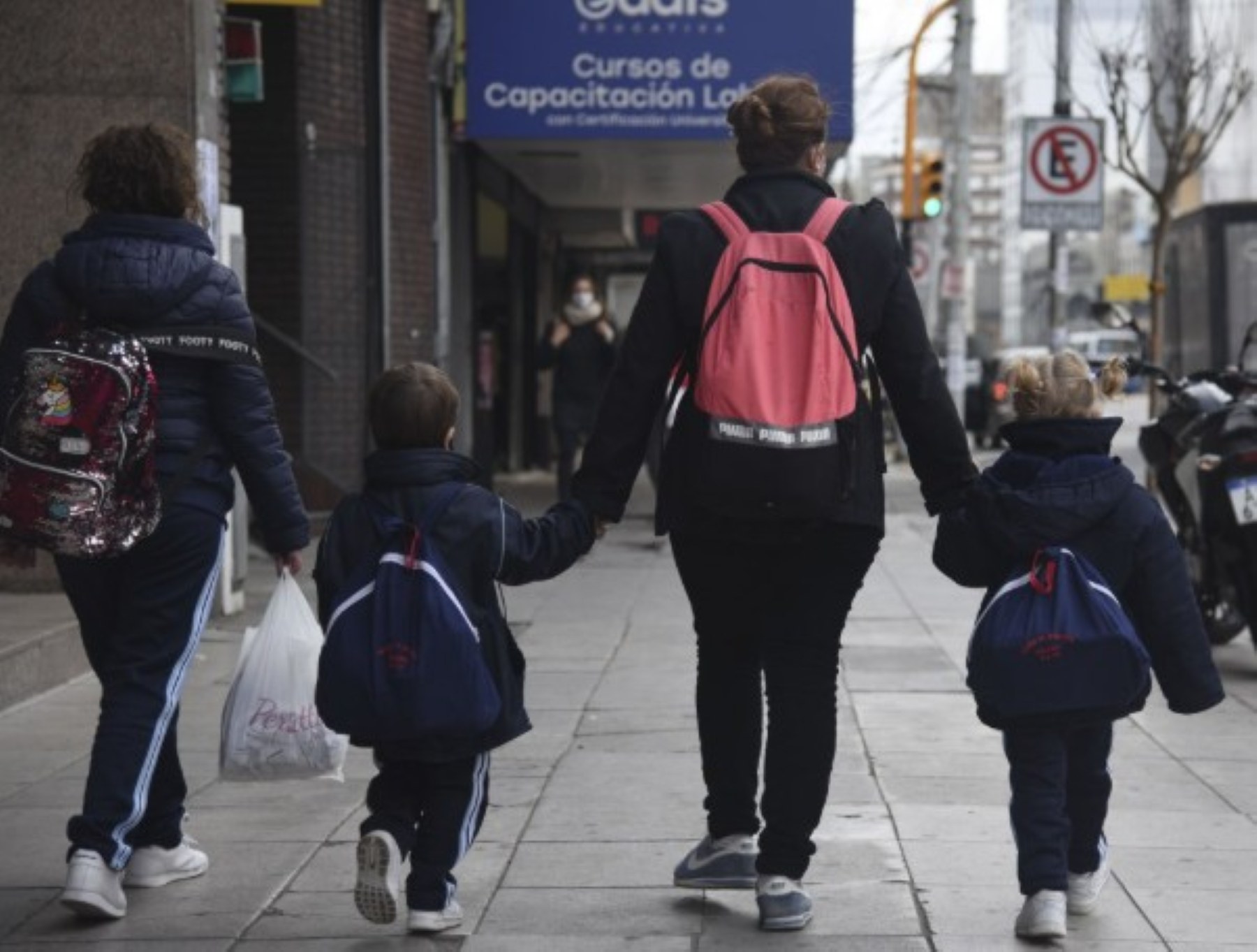 El Gobierno suspende las sanciones por deudas de Vouchers Educativos en 2026