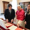 Imagen de Del mundial al papa: el Gobierno apuesta a la visita de León XIV para enfriar la tensión social y acercar aliados