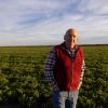 Imagen de Era comerciante, compró un campo abandonado y 30 años después produce carne y cultivos en la Patagonia