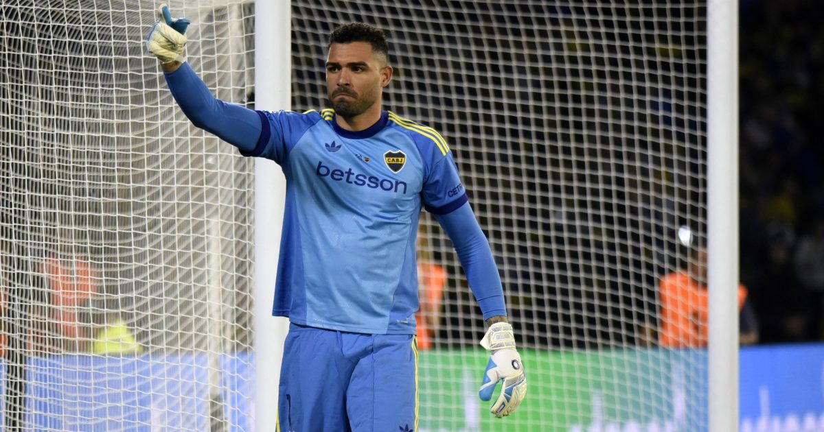 Álvaro Montero, figura de Boca en penales, recibió el respaldo del plantel