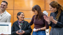 Imagen de Tejer, enseñar y transmitir: el reconocimiento a una artesana neuquina después de toda una vida