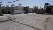 Imagen de Quién es el prófugo buscado por dispararle en la cara a un hombre en Neuquén: el vínculo con una banda criminal