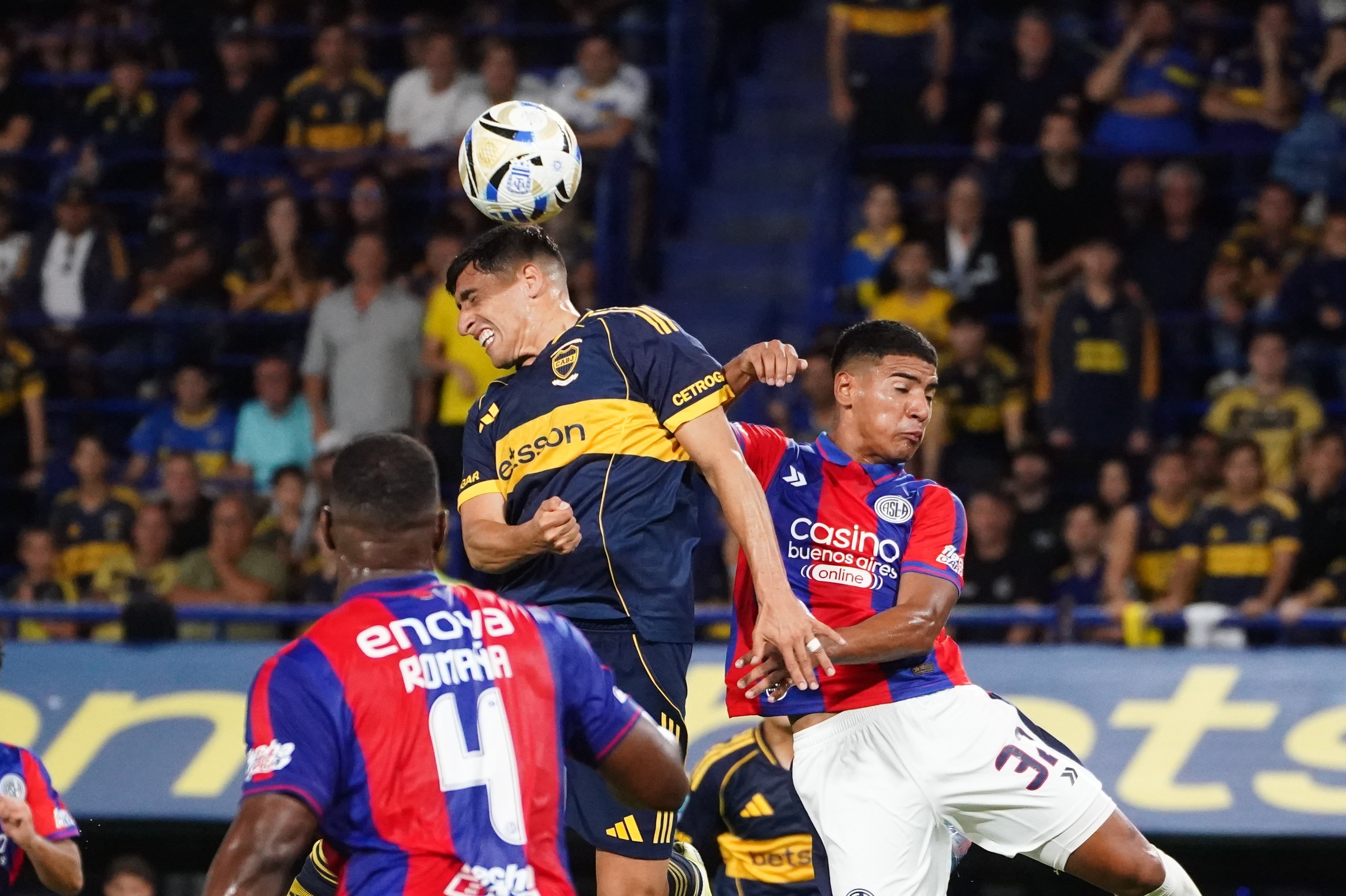 Boca visita a San Lorenzo con el once ideal de Arruabarrena: hora, formaciones y TV
