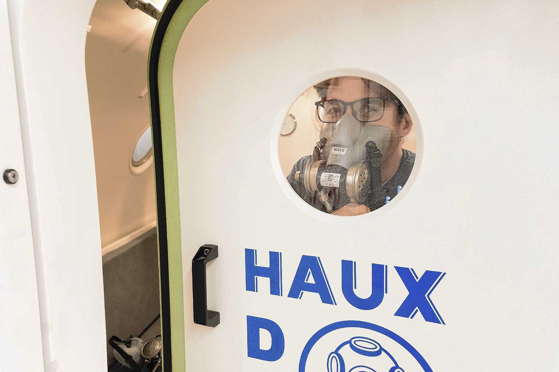 Clínica Pasteur de Neuquén incorpora innovadora cámara hiperbárica