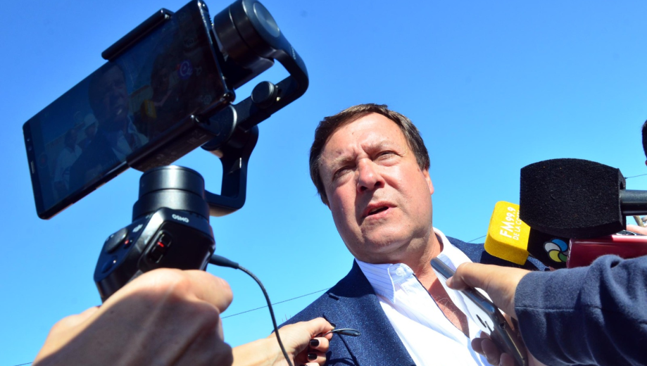 A fines de junio, el gobernador formalizó la denuncia en el Ministerio Público. Foto Archivo.