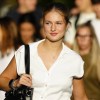 Imagen de El look universitario de la Princesa Leonor: las claves de su estilo 'casual chic', fácil de replicar con básicos