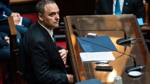 La Justicia investiga el patrimonio cripto de Manuel Adorni y analiza el origen de sus dólares