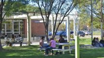 Imagen de Día del Estudiante en Roca: la UNCo celebra con un festival con música en vivo, cuándo es