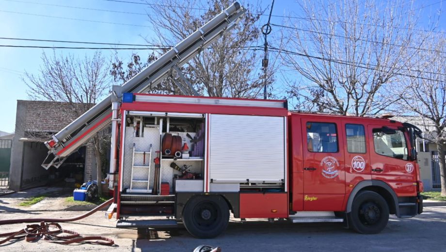 El fuego fue controlado por bomberos (Foto: Juan Thomes)