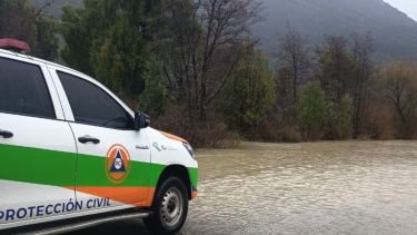 El gobierno de Río Negro dispuso ayuda permanente para las familias afectadas por el temporal en la Cordillera