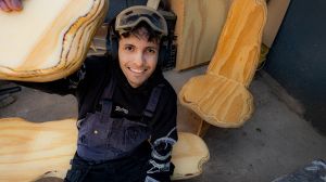 «Me emociona que hayan visto lo que hago en un pueblito de la Patagonia»: Aldo es uno de los 24 diseñadores emergentes del mundo