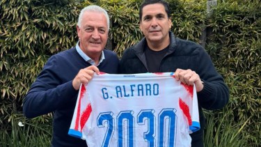 Las utopías no se terminan: Gustavo Alfaro renovó contrato con Paraguay