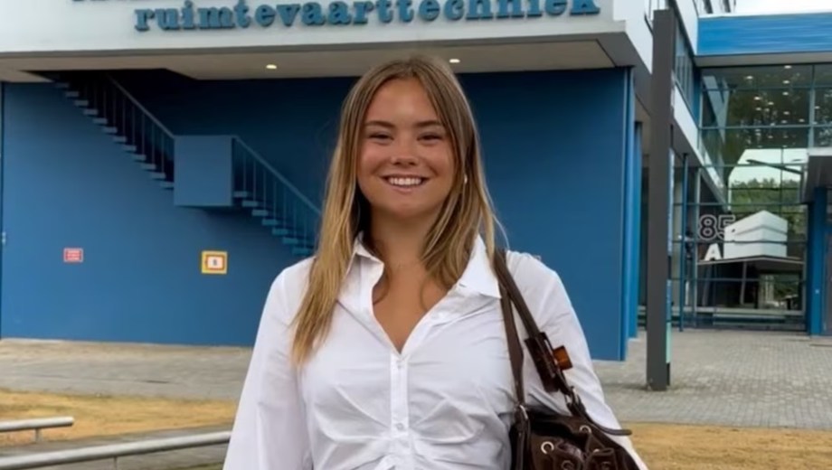 La princesa Ariane de Holanda, la hija de Máxima Zorreguieta, compartió su primer día de clases de Ingeniería Aeroespacial.