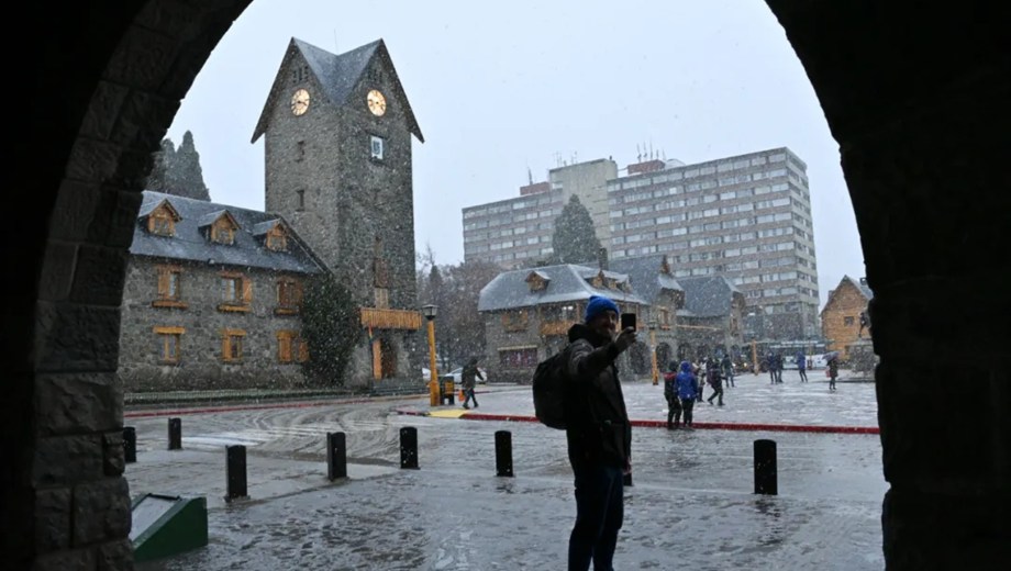 Bariloche declaró la emergencia climática por alerta roja y un fuerte temporal de lluvias.
