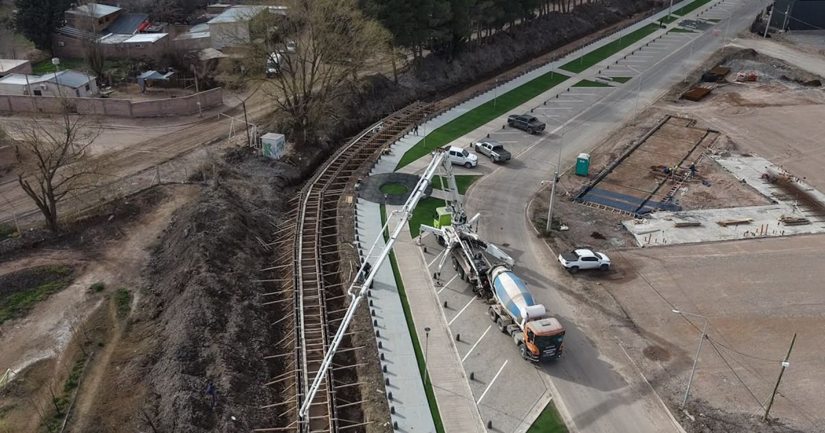 Finalizan las obras del canal de Añelo, ahora rumbo a un nuevo paseo